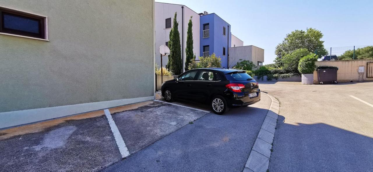 Studio Apartment Lela Ližnjan Exterior foto